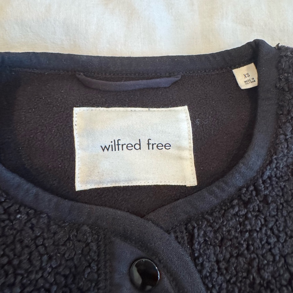Aritzia Black Teddy Jacket Cozy Fleece